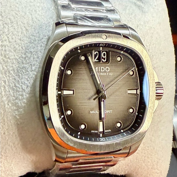 Mido Multifort TV Big Date Designer Classic Mens Watch Set. - Picture 2 of 8